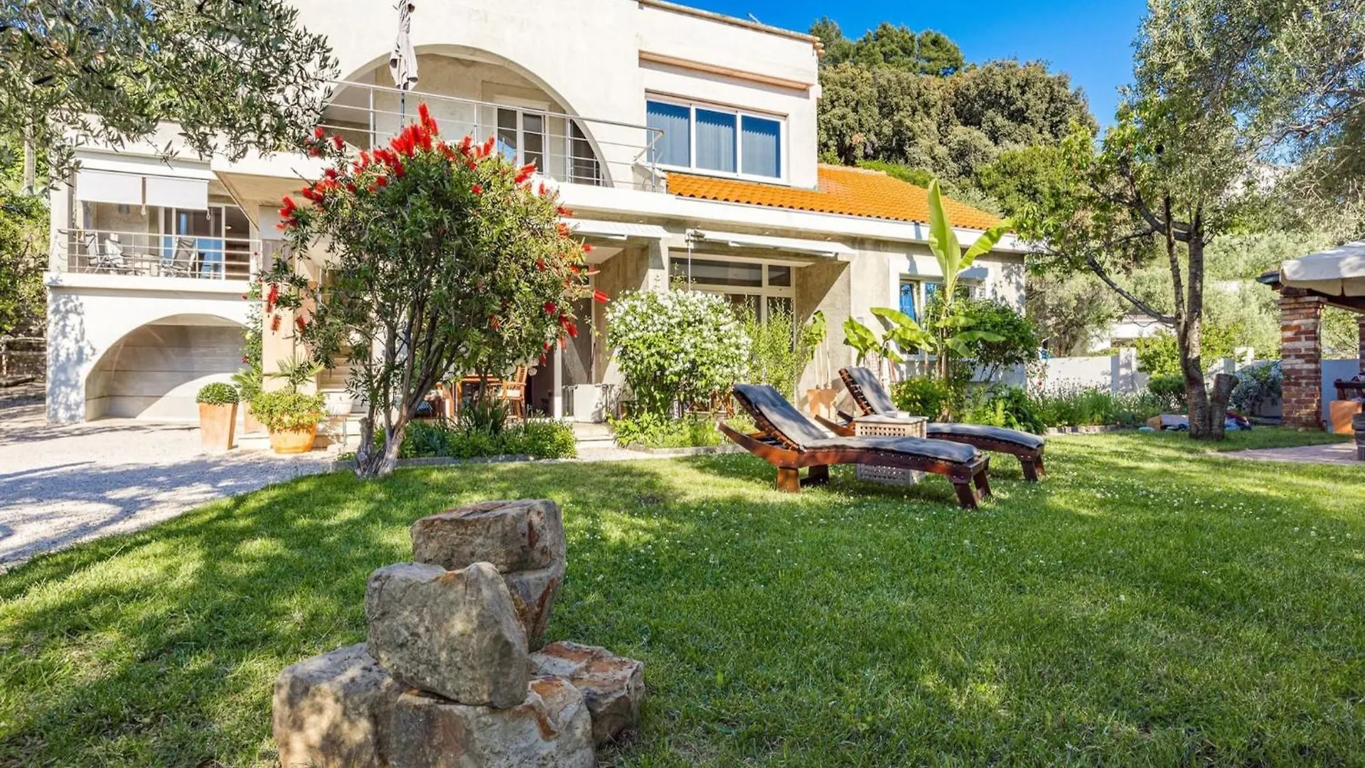 Apartment Apartment, 250M From Sandy Beach Banjol